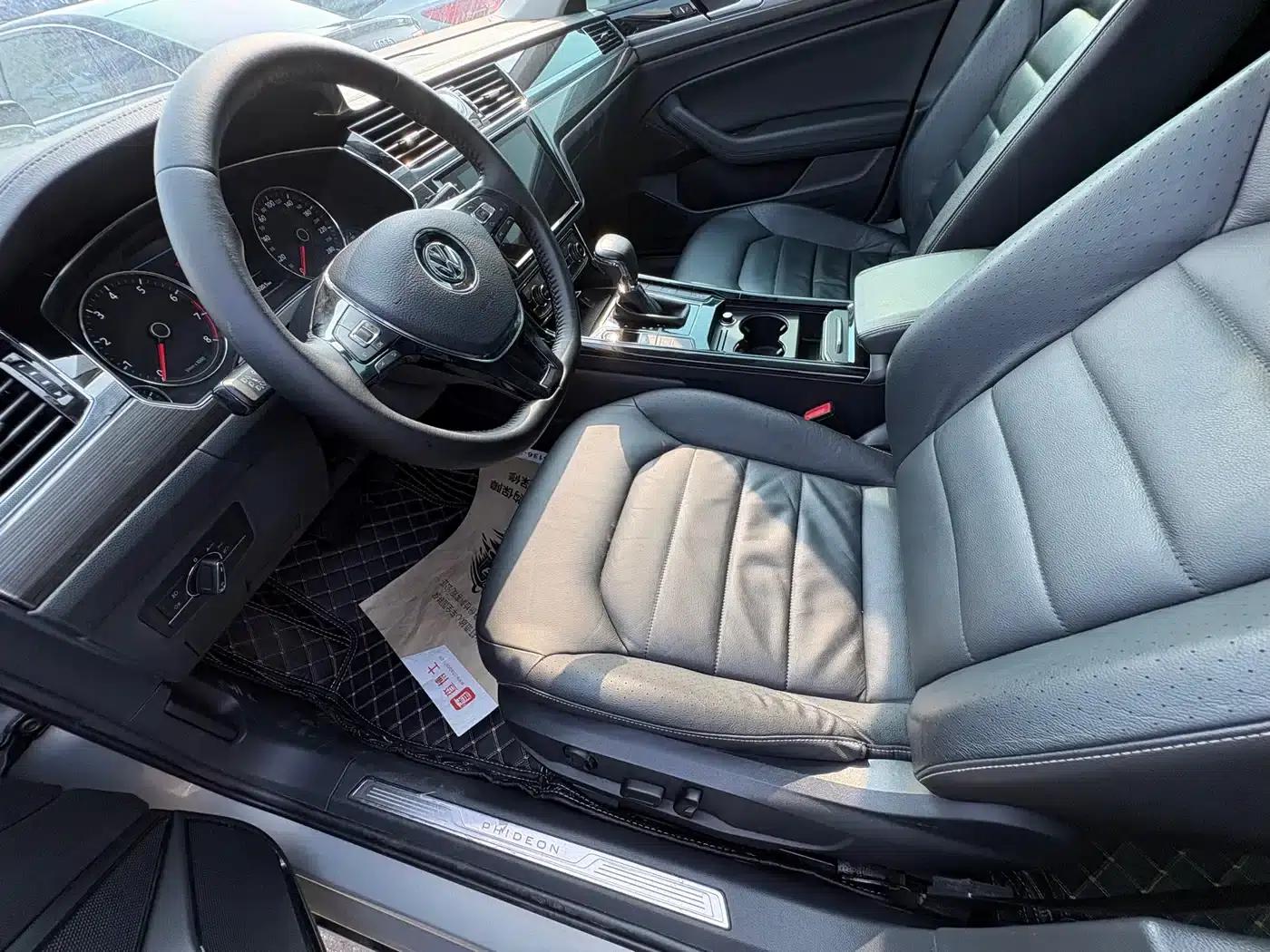 Phideon 2018 Facelift 380TSI 2WD Business Edition — миниатюра 14