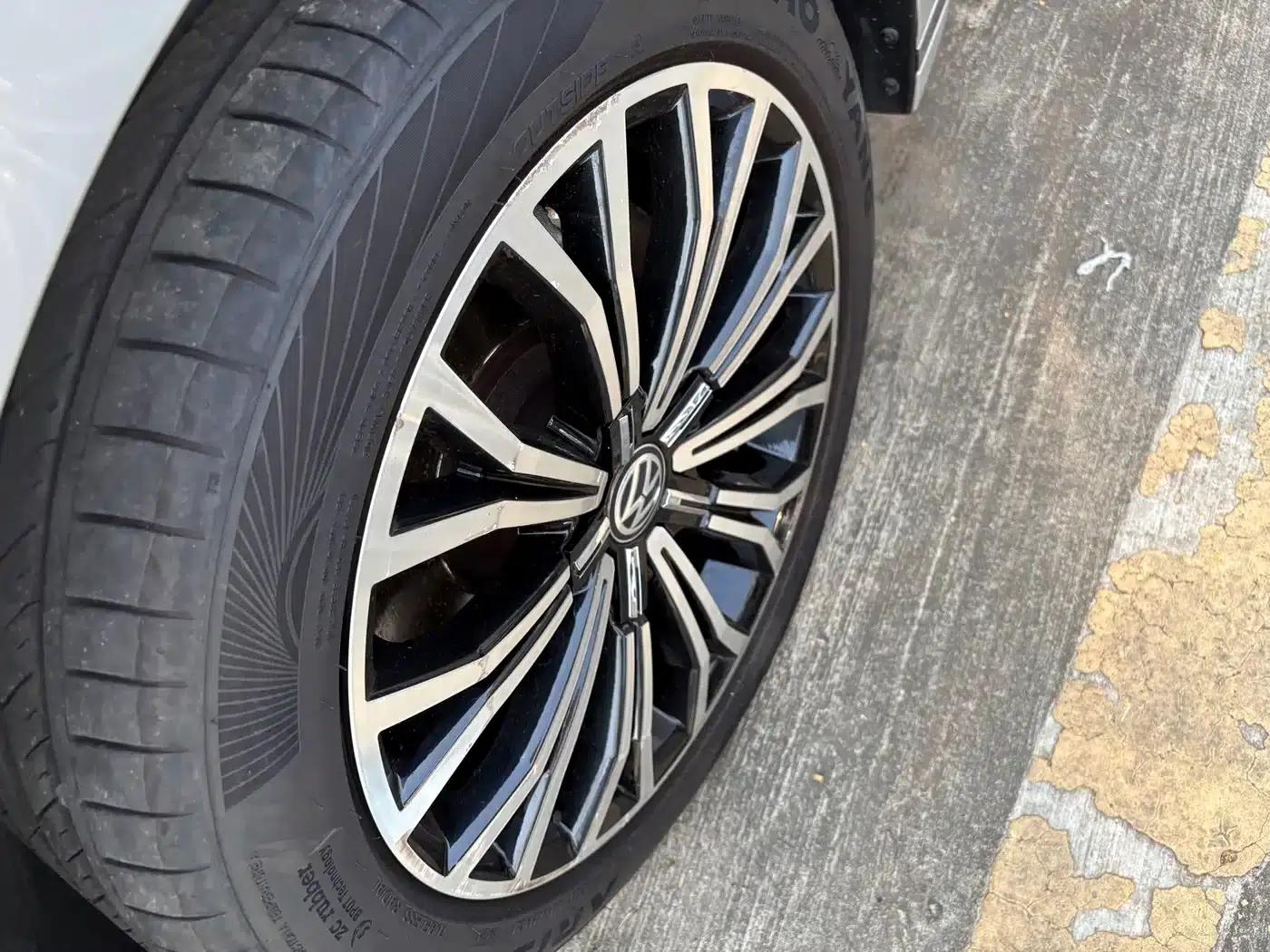 Phideon 2018 Facelift 380TSI 2WD Business Edition — миниатюра 4