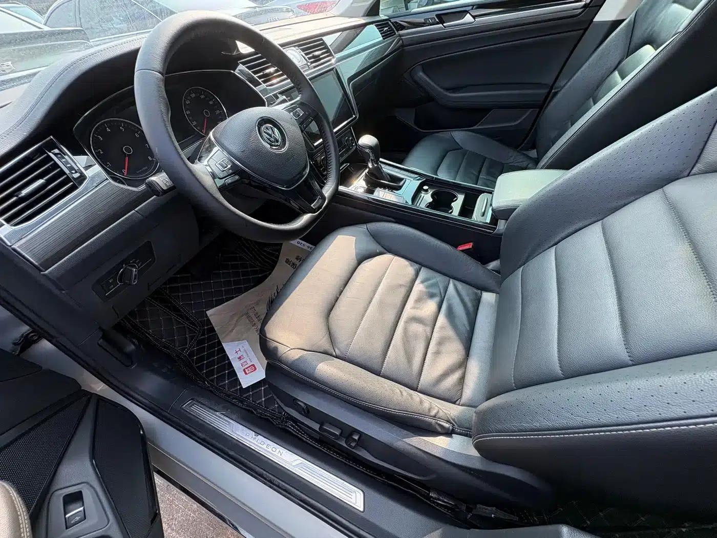 Phideon 2018 Facelift 380TSI 2WD Business Edition — миниатюра 6