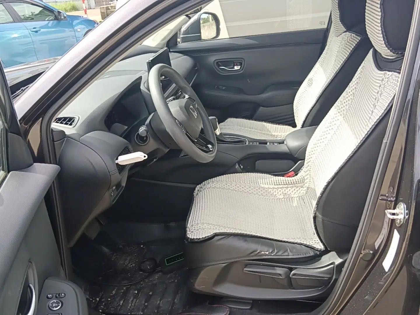 Honda ZR-V 2022 1.5T CVT Elite Edition — миниатюра 17