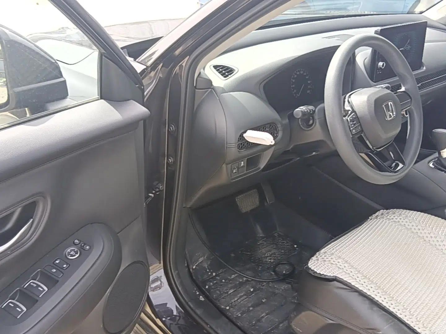 Honda ZR-V 2022 1.5T CVT Elite Edition — миниатюра 18