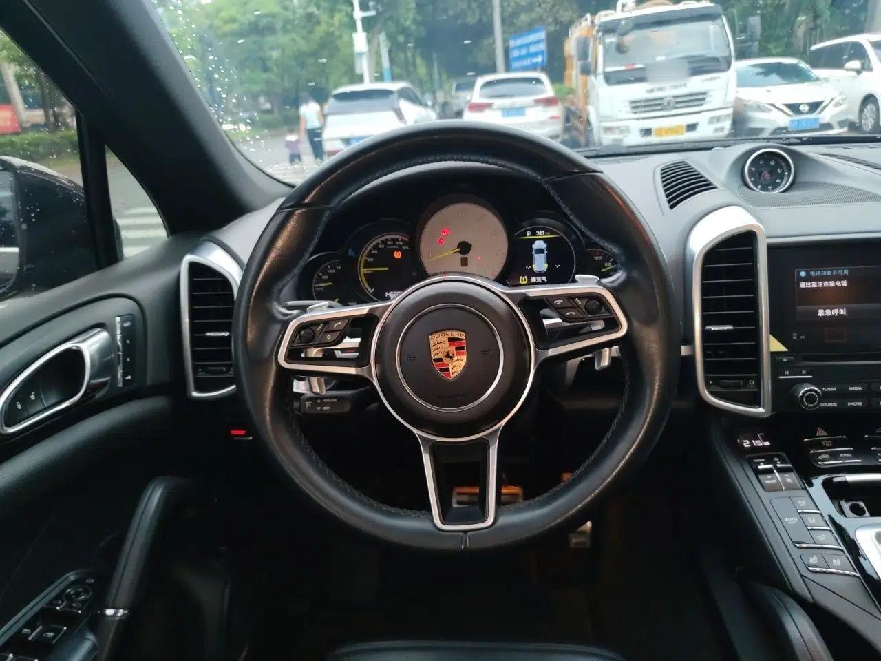 Porsche Cayenne E-Hybrid 2016 Cayenne S E-Hybrid 3.0T — миниатюра 10