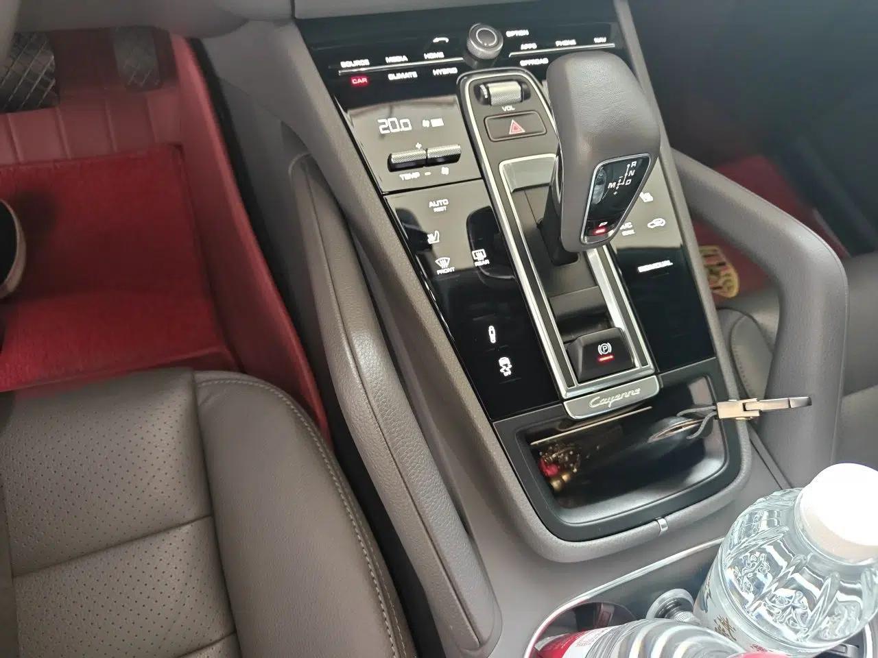 Porsche Cayenne E-Hybrid 2021 Cayenne E-Hybrid 2.0T — миниатюра 14