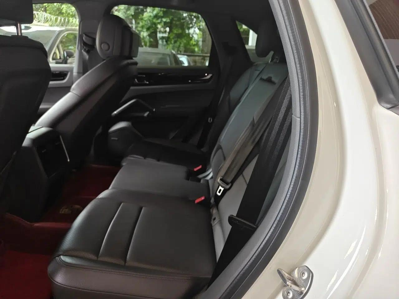 Porsche Cayenne E-Hybrid 2021 Cayenne E-Hybrid 2.0T — миниатюра 17