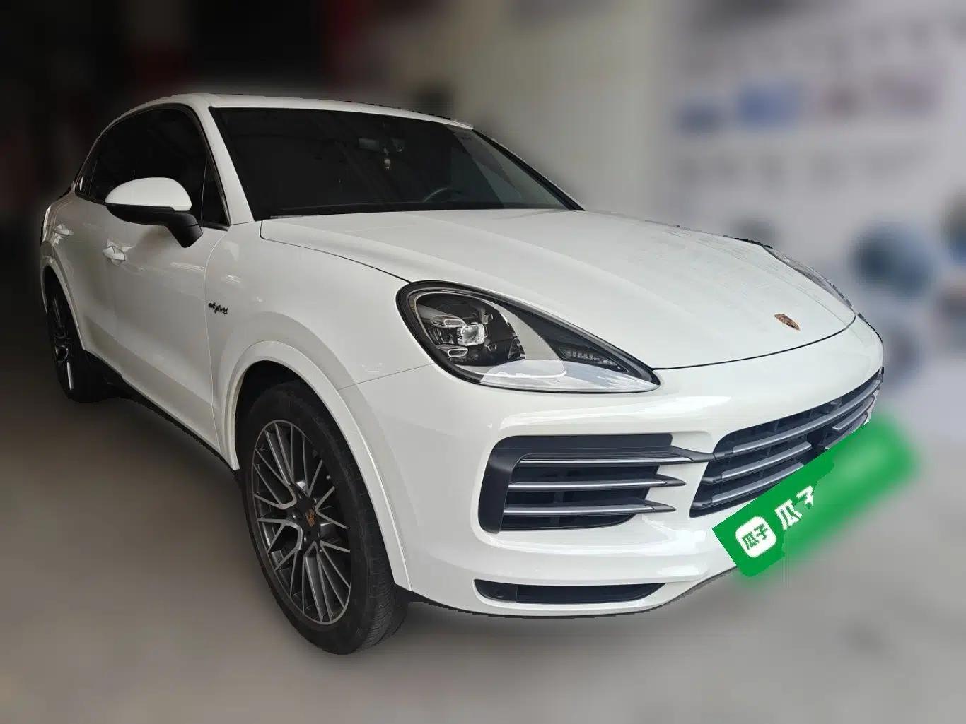 Porsche Cayenne E-Hybrid 2021 Cayenne E-Hybrid 2.0T — миниатюра 3