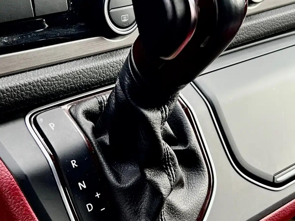 Caravelle 2018 2.0TSI 4WD Luxury 7-Seater — миниатюра 16