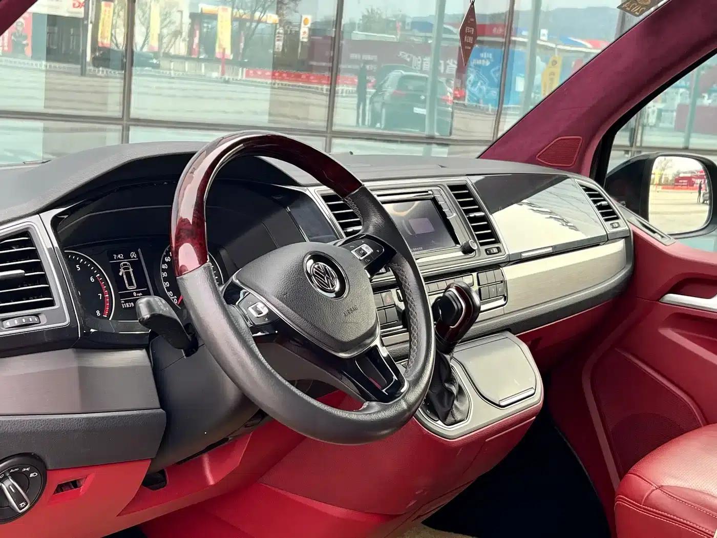 Caravelle 2018 2.0TSI 4WD Luxury 7-Seater — миниатюра 7