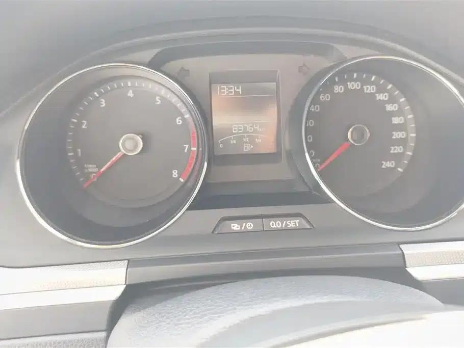 C-TREK 2018 1.5L Automatic Fashion Model — миниатюра 14