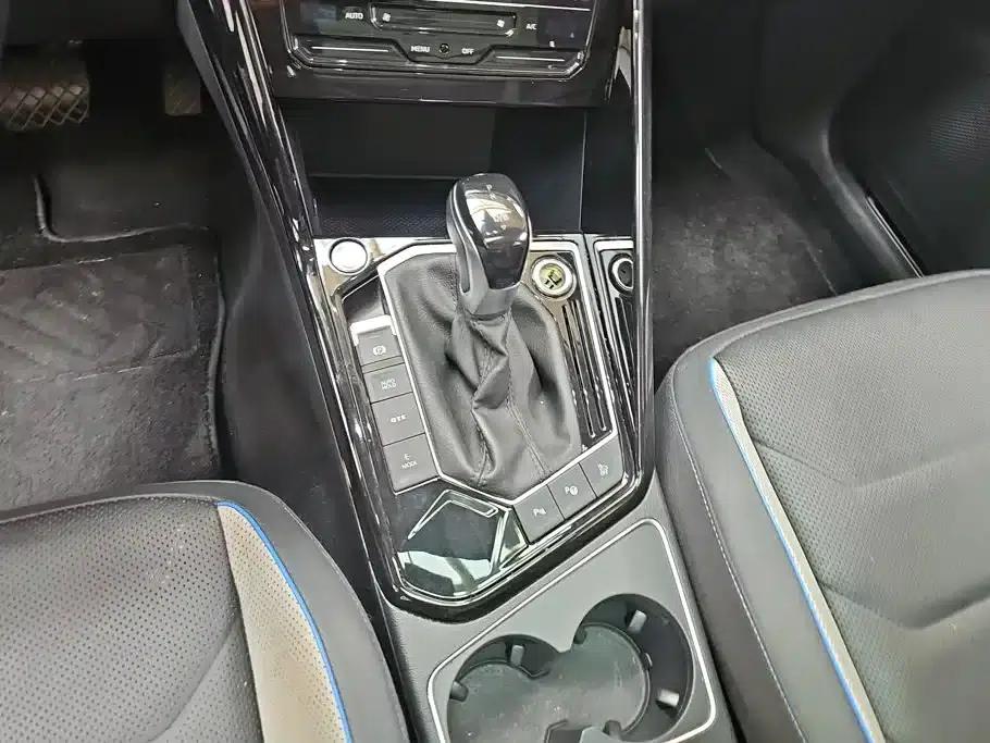 Tayron GTE 2020 1.4T Premium Edition — миниатюра 14