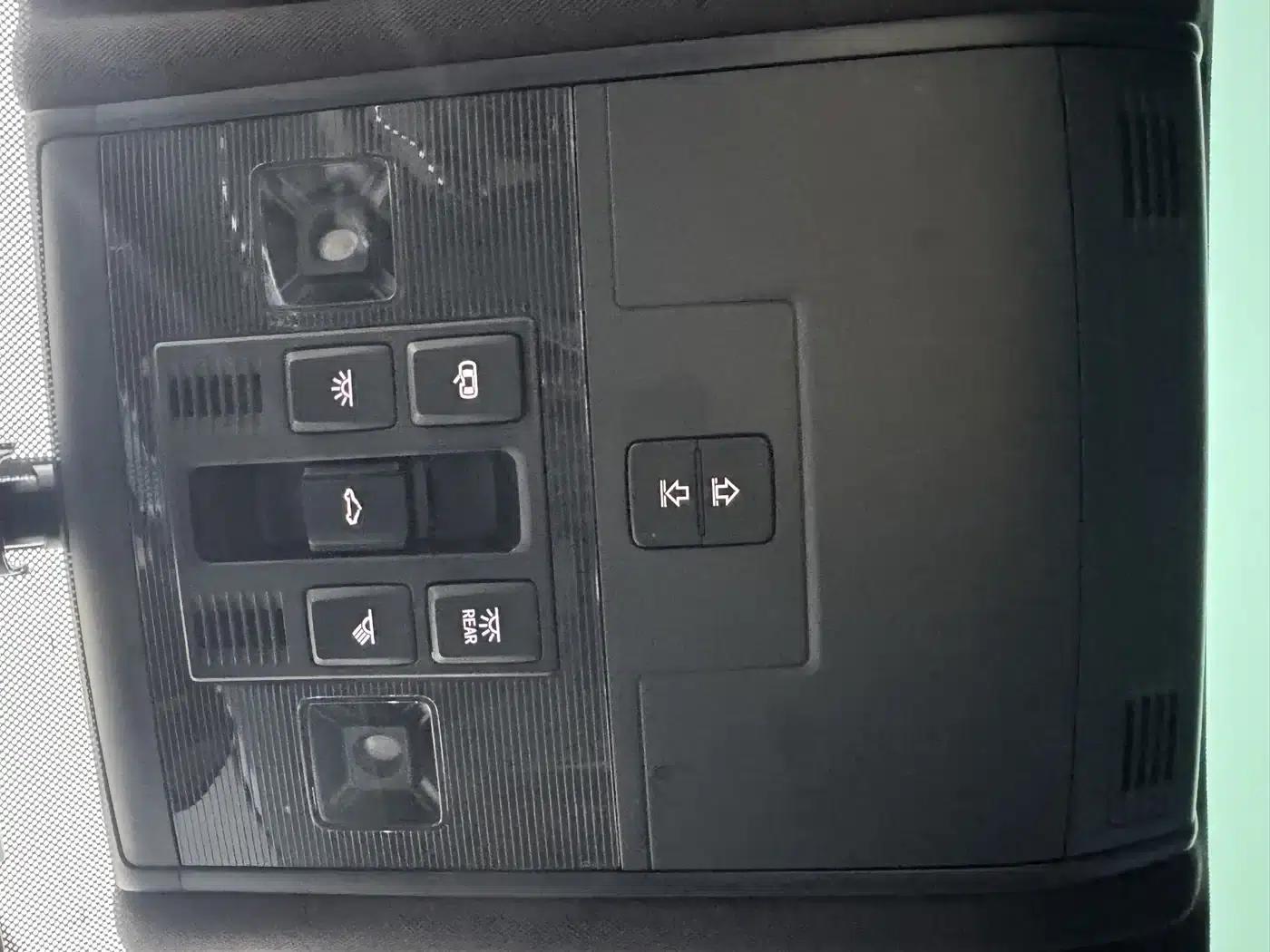 Tayron X 2020 380TSI AWD Powerful Intelligent Edition — миниатюра 32