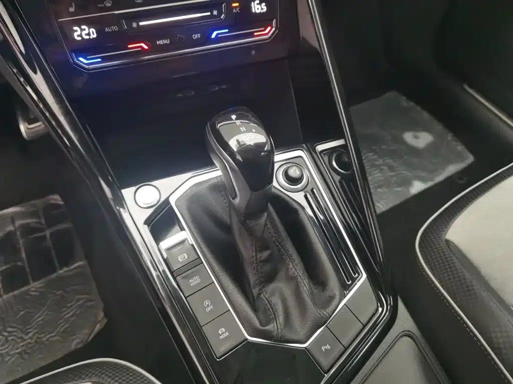 Tayron X 2020 330TSI 2WD Premium Intelligent Edition — миниатюра 13
