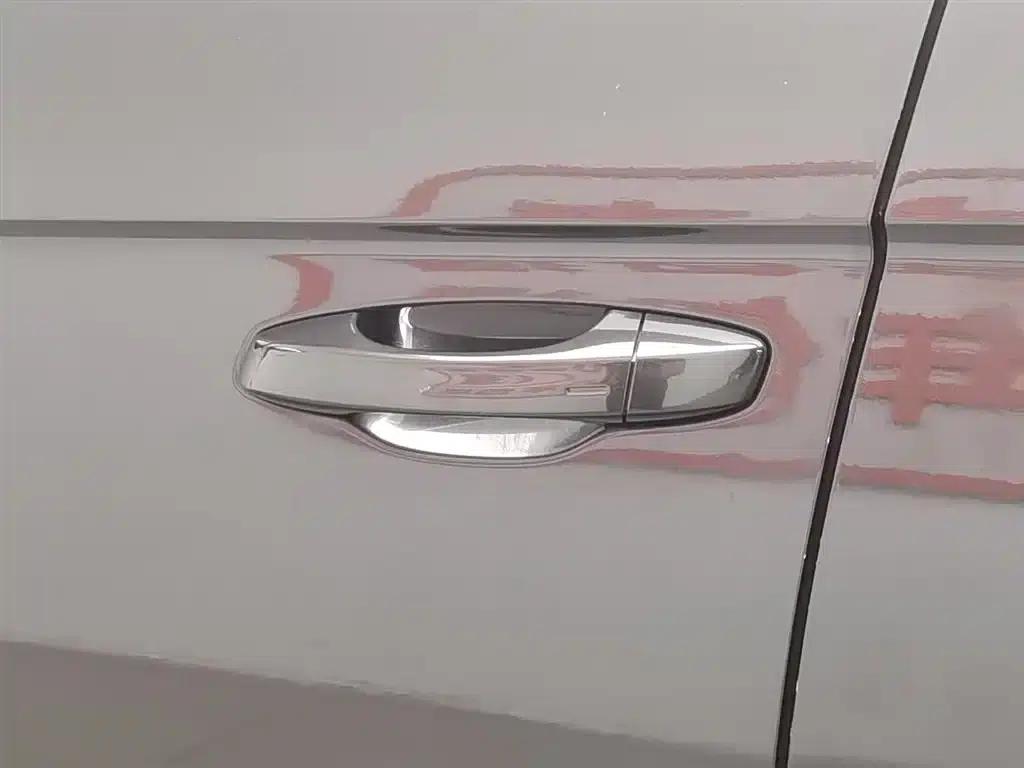 Tayron X 2020 330TSI 2WD Premium Intelligent Edition — миниатюра 18