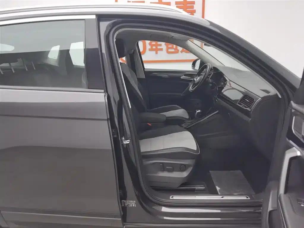 Tayron X 2020 330TSI 2WD Premium Intelligent Edition — миниатюра 23
