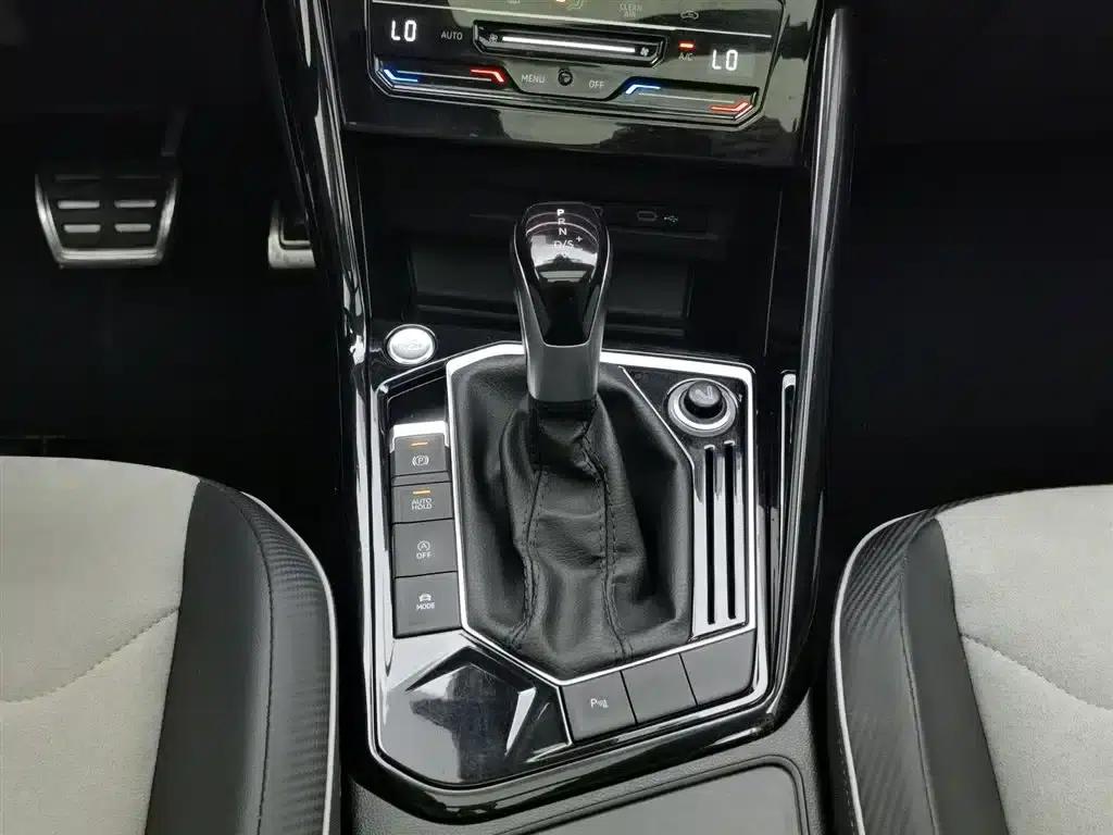 Tayron X 2023 330TSI 2WD Premium High-Performance Edition — миниатюра 13