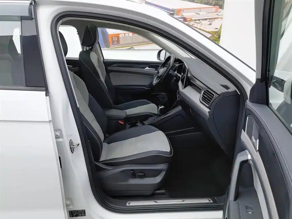 Tayron X 2023 330TSI 2WD Premium High-Performance Edition — миниатюра 23