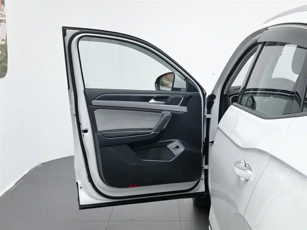 Tayron X 2023 330TSI 2WD Premium High-Performance Edition — миниатюра 8