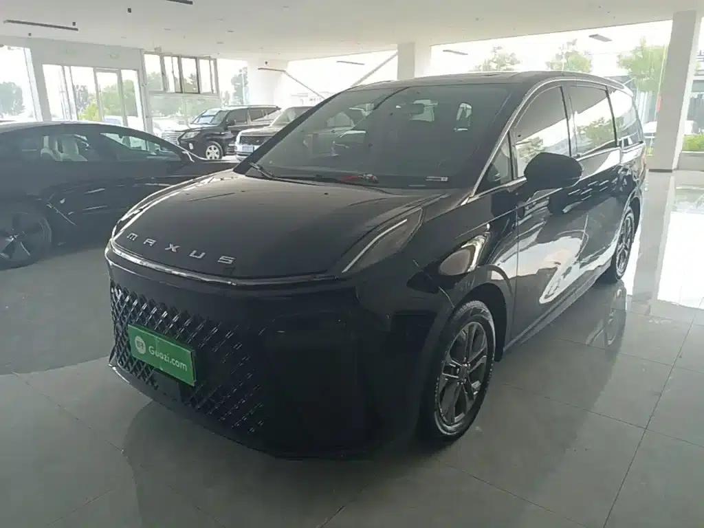 Maxus G70 2024 2.0T Automatic Luxury Edition 7-seater — миниатюра 1