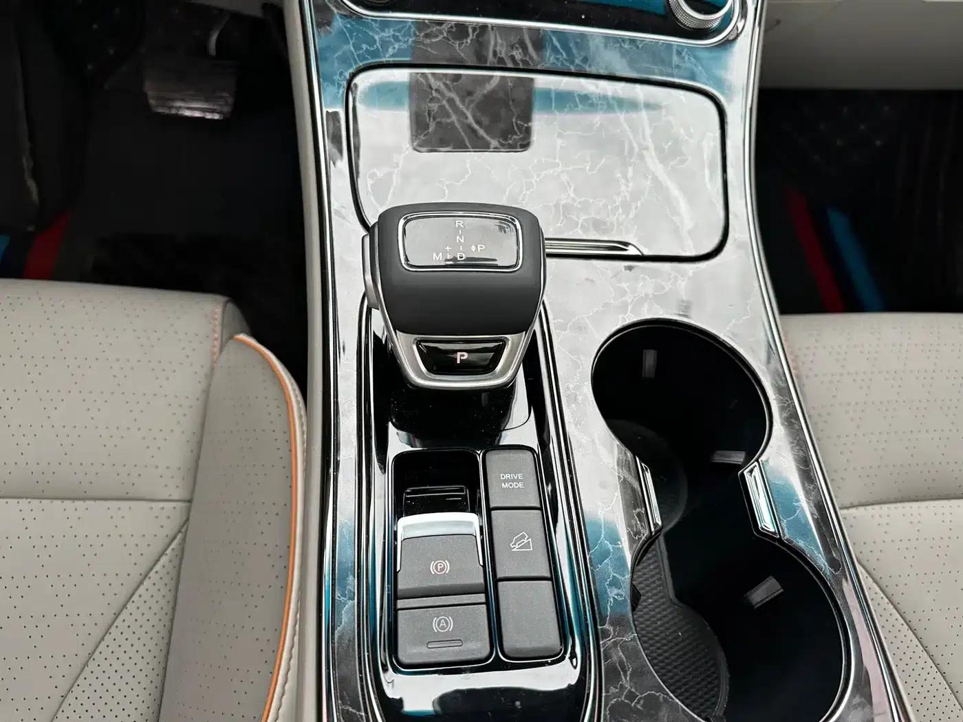 Fengxing Yacht 2022 1.5T DCT Wave Chaser Edition — миниатюра 11