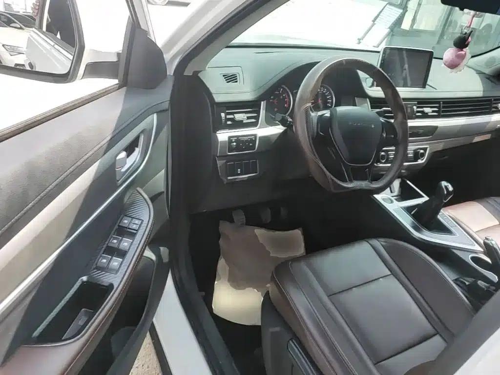 Fengxing T5 2022 Grand Edition 1.6L Manual Dream Edition (5-seater) — миниатюра 16