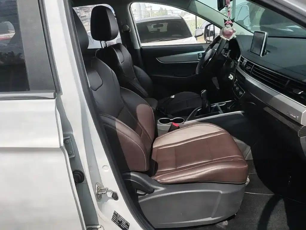Fengxing T5 2022 Grand Edition 1.6L Manual Dream Edition (5-seater) — миниатюра 25