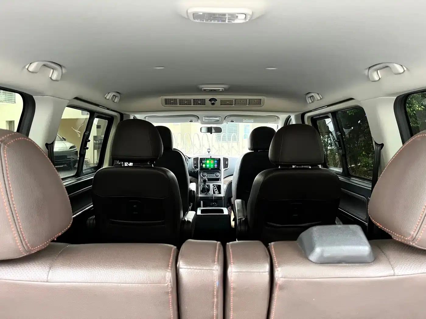 Lingzhi PLUS 2021 2.0L Manual Deluxe 7-Seater — миниатюра 23