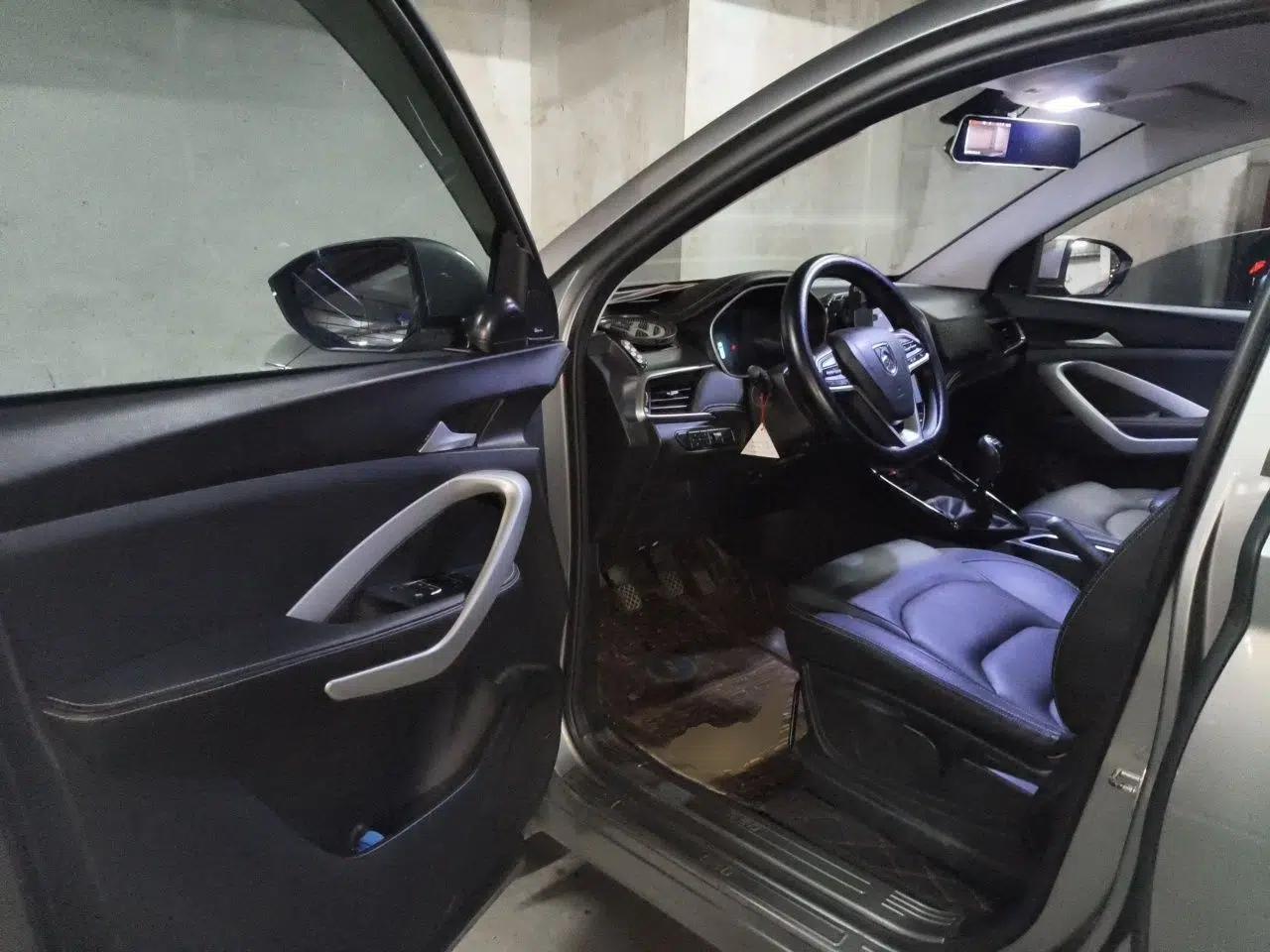 Baojun 530 2020 1.5T Manual Luxury Version 6 Seats — миниатюра 13