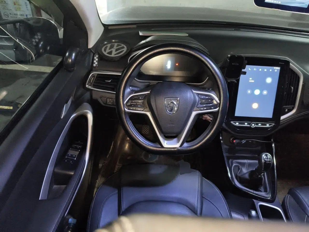 Baojun 530 2020 1.5T Manual Luxury Version 6 Seats — миниатюра 7