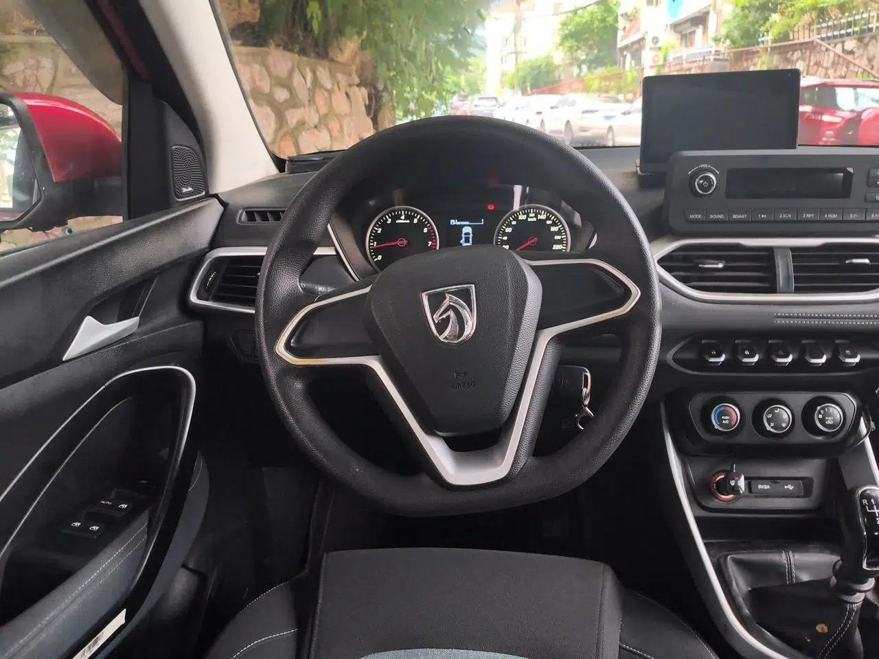 Baojun 530 2018 1.5T Manual Comfort Version China V — миниатюра 10