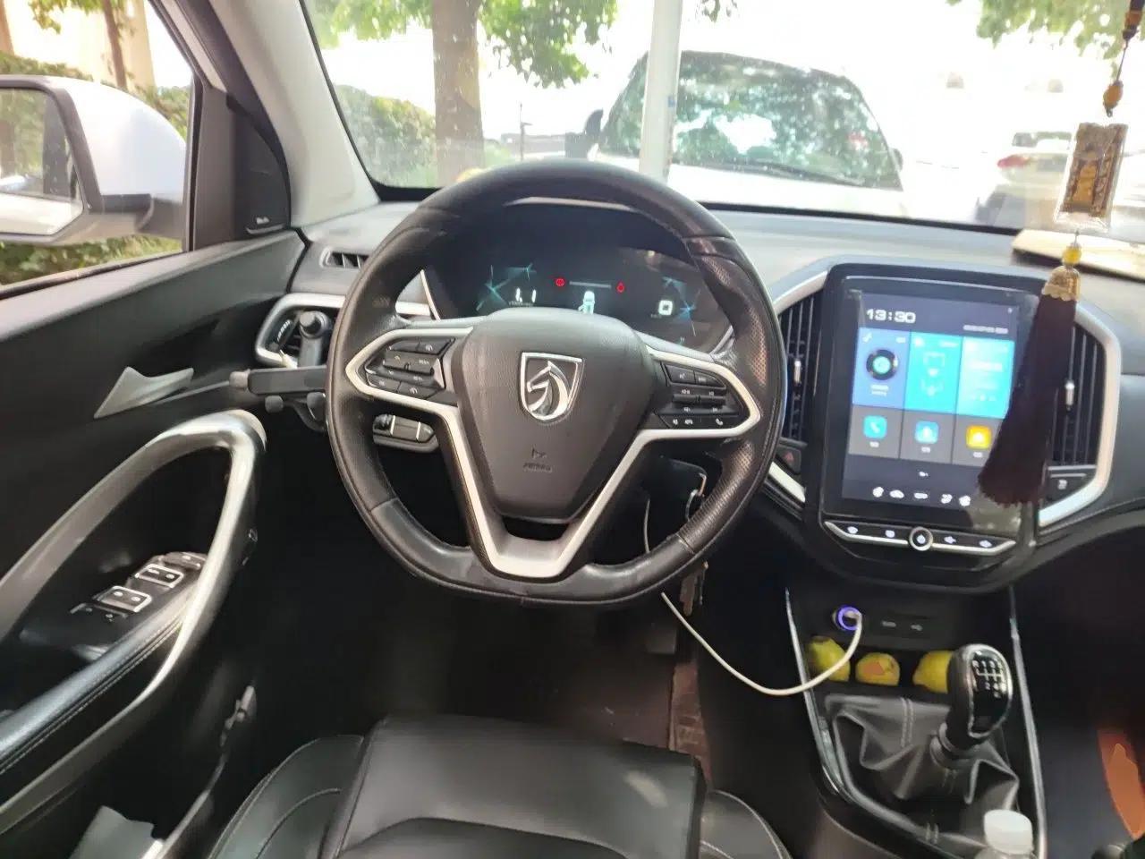 Baojun 530 2020 1.5T Manual Luxury Version 6 Seats — миниатюра 10
