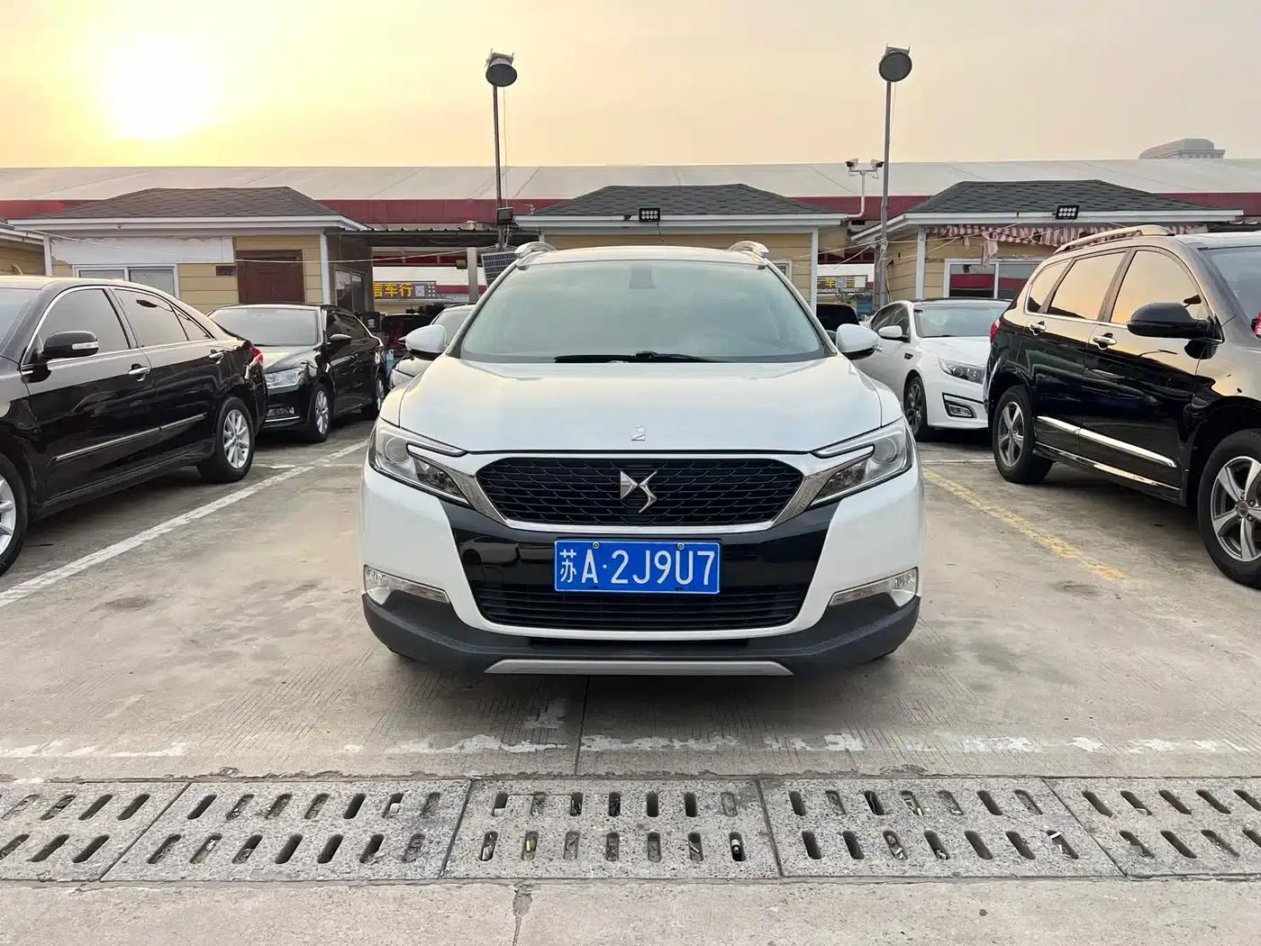 DS 6 2016 1.6T Luxury Edition THP160 — миниатюра 1