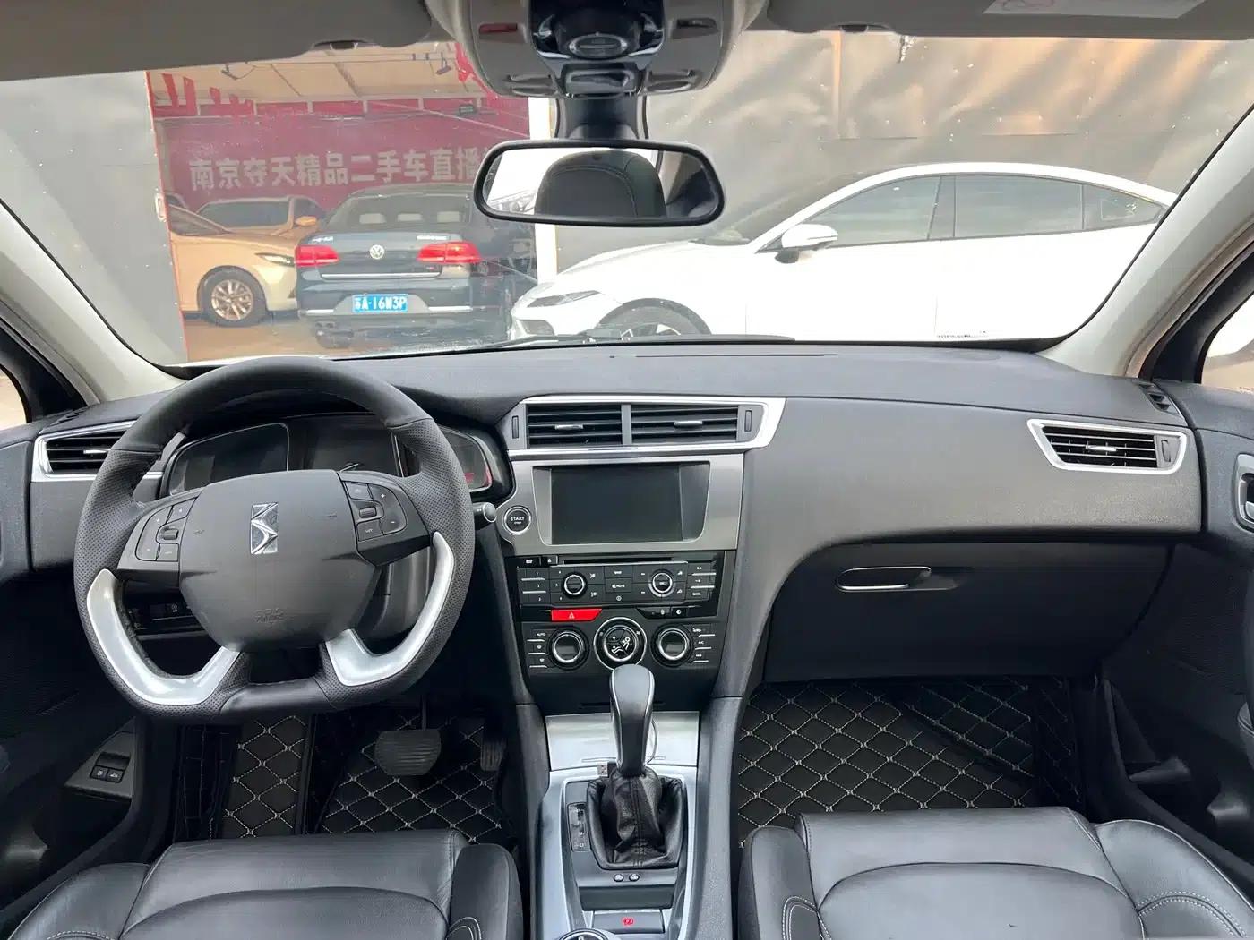 DS 6 2016 1.6T Luxury Edition THP160 — миниатюра 14