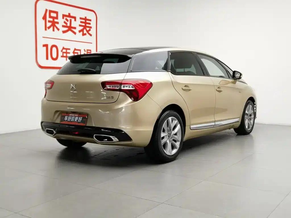 DS 5 2015 1.6T Luxury Edition THP160 — миниатюра 2