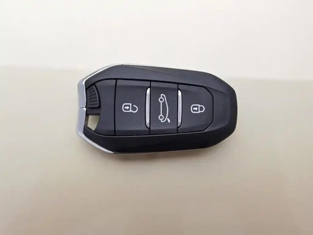 DS 5 2015 1.6T Luxury Edition THP160 — миниатюра 19
