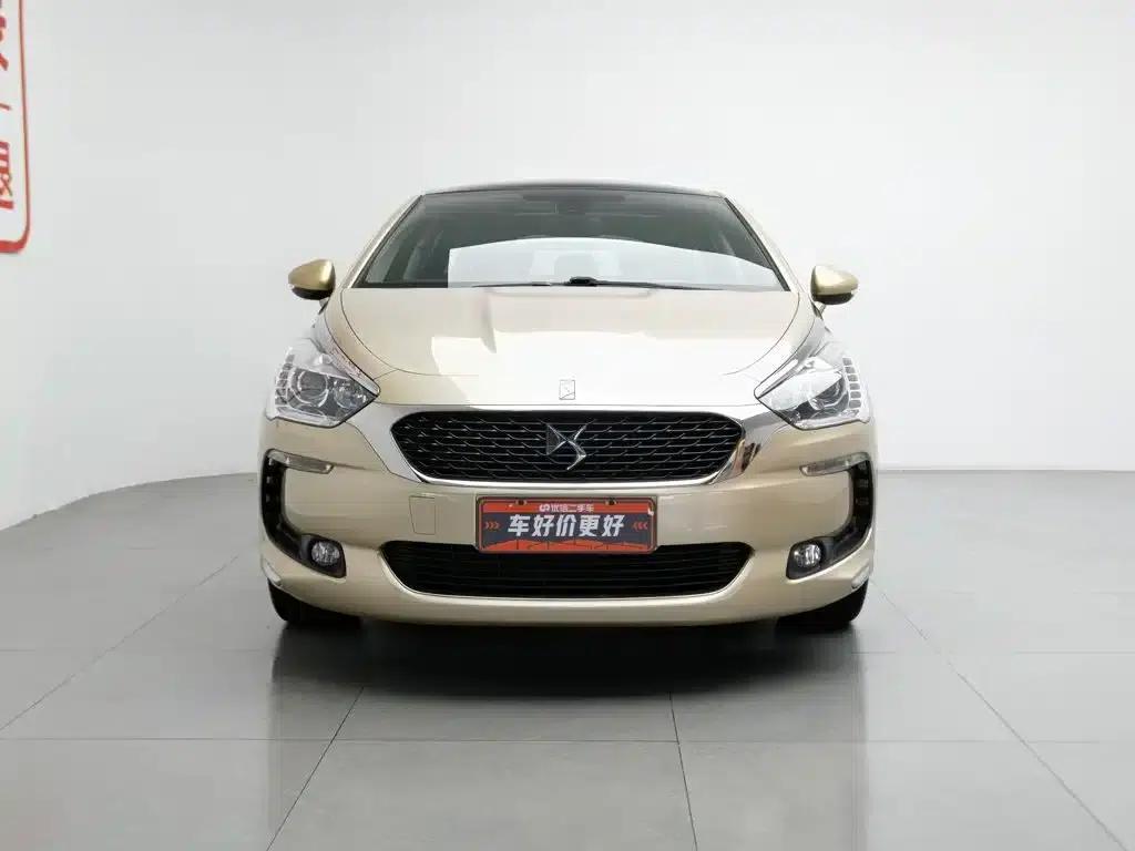 DS 5 2015 1.6T Luxury Edition THP160 — миниатюра 3