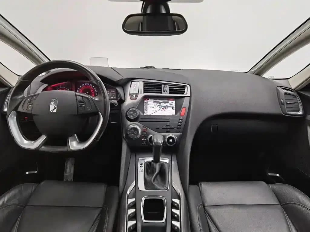 DS 5 2015 1.6T Luxury Edition THP160 — миниатюра 5
