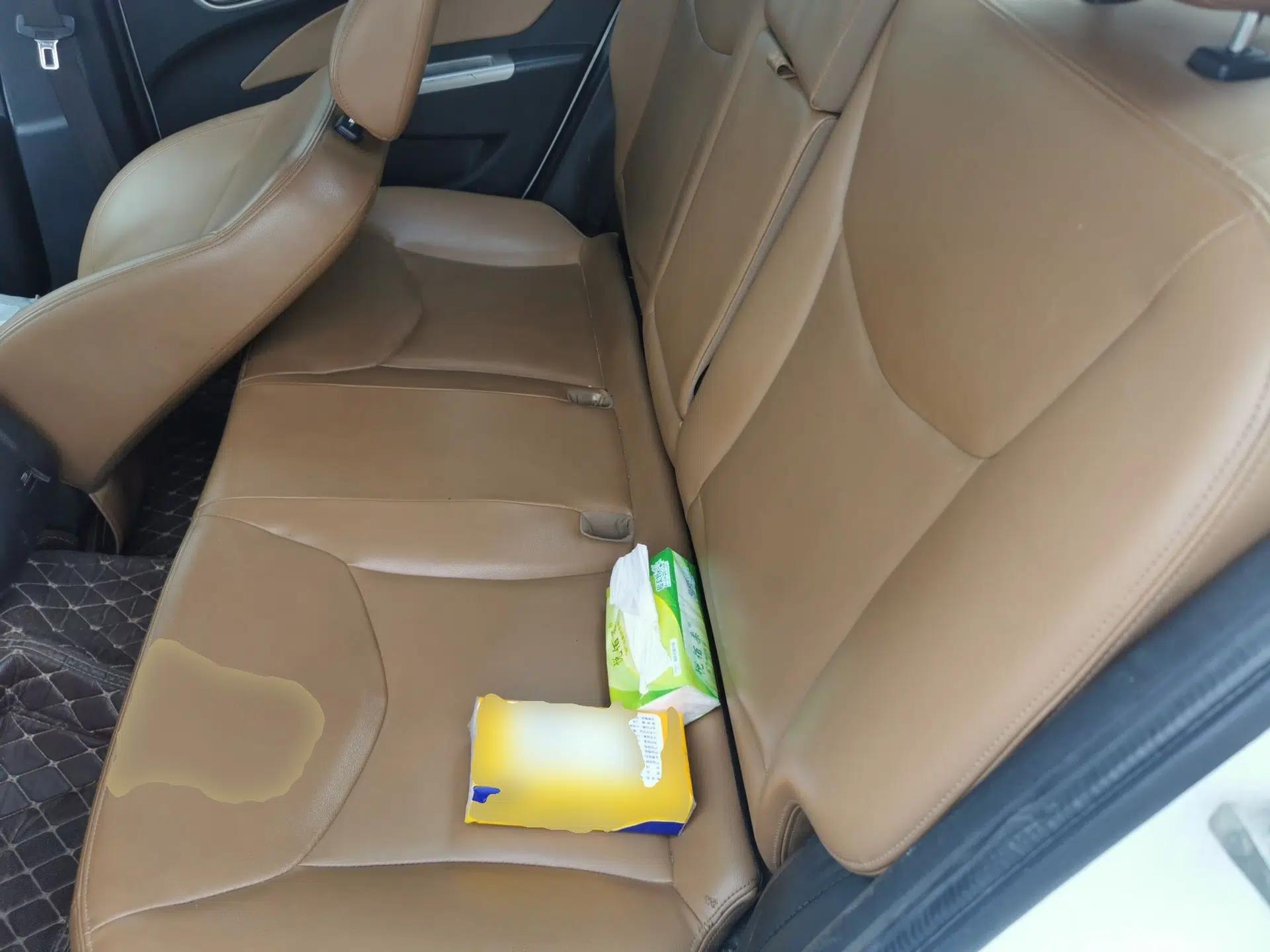 Baojun 630 2013 1.5L manual Elite version — миниатюра 17