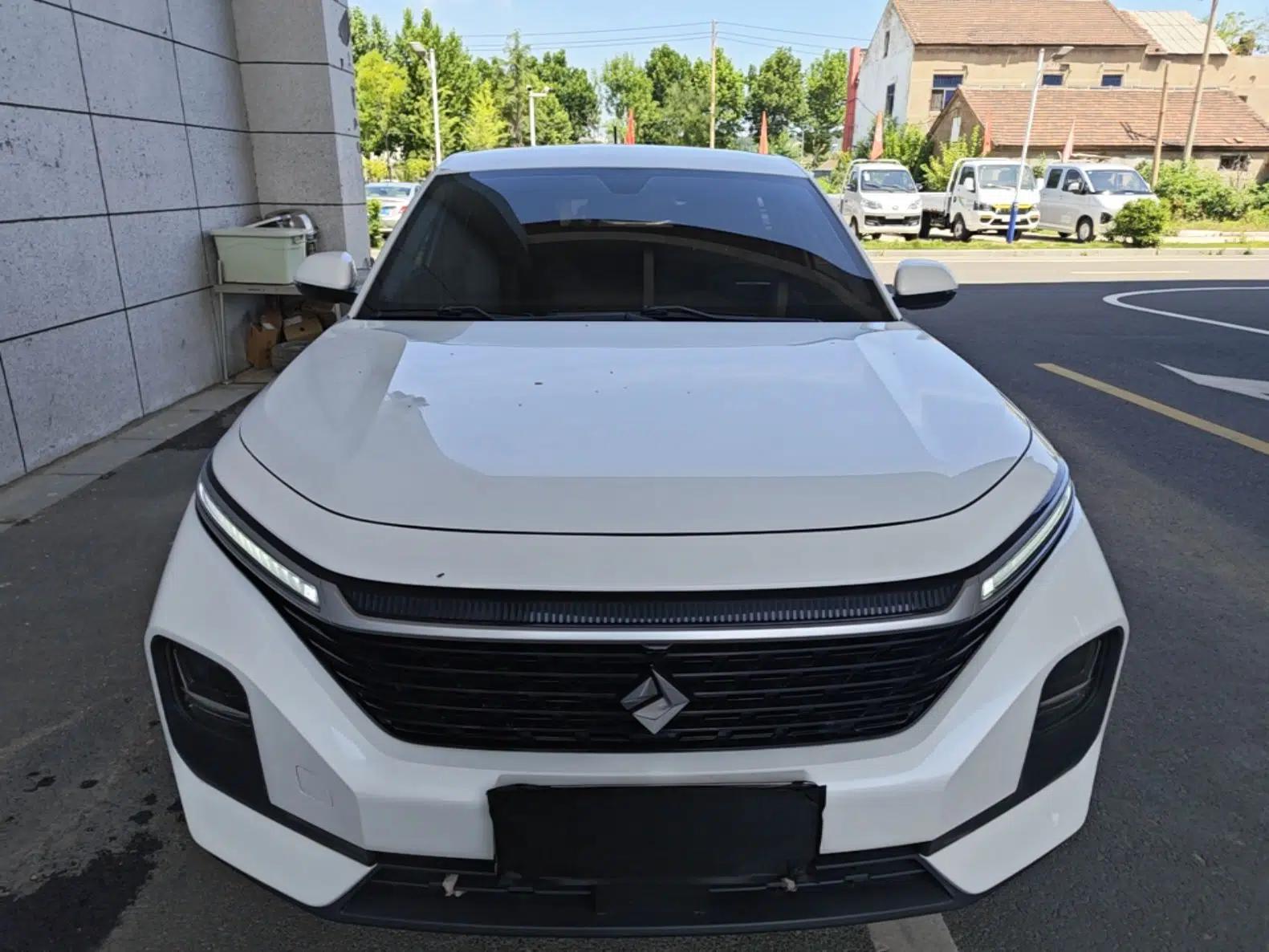 Baojun RC-5 2020 1.5L Manual Zhiyao Elite Edition — миниатюра 2
