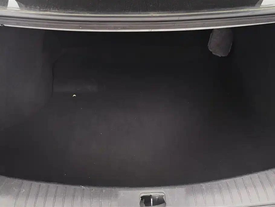 Dongfeng Fengshen E70 2021 500 Super Enjoy Edition — миниатюра 4