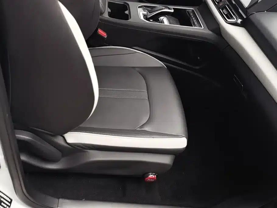 Dongfeng Fengshen E70 2021 500 Super Enjoy Edition — миниатюра 8
