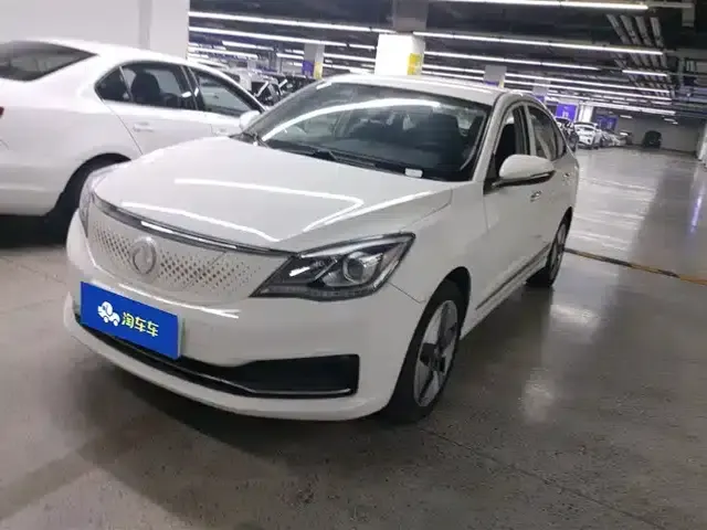 Dongfeng Fengshen E70 2021 500 Super Enjoy Edition