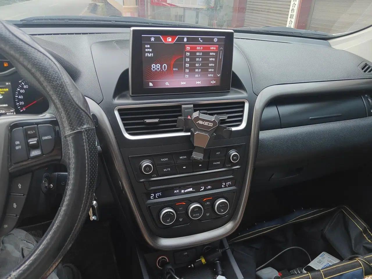 Bestune X80 2017 2.0L Manual Luxury Edition — миниатюра 13