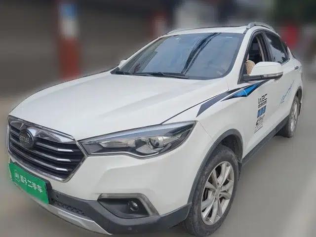 Bestune X80 2017 2.0L Manual Luxury Edition