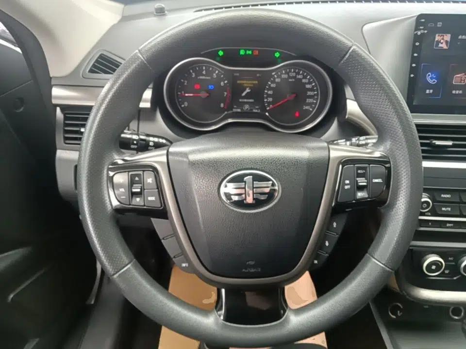 Bestune X80 2017 2.0L automatic Technology trim level — миниатюра 13