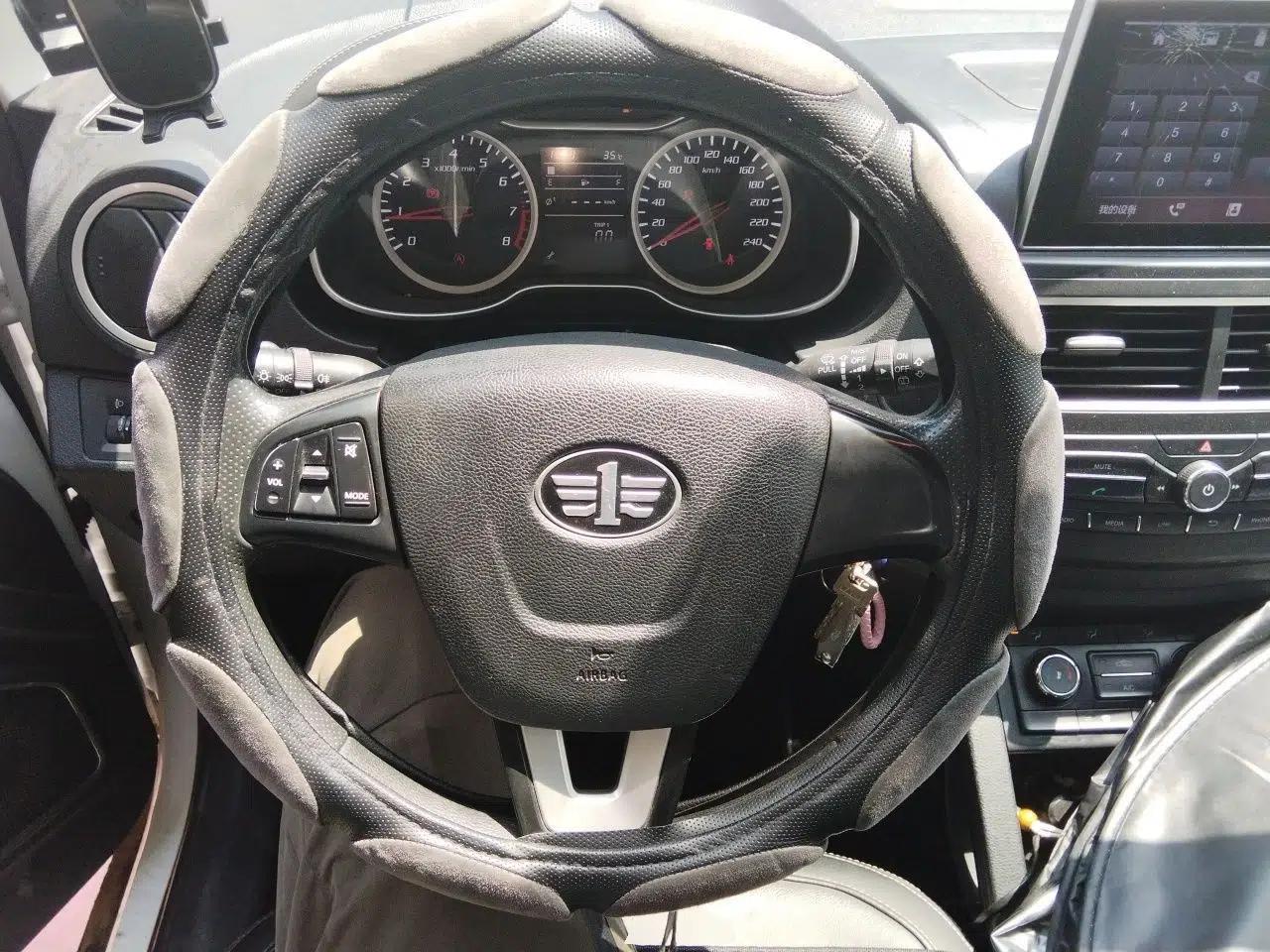 Bestune X40 2017 1.6L Manual Luxury Edition — миниатюра 10