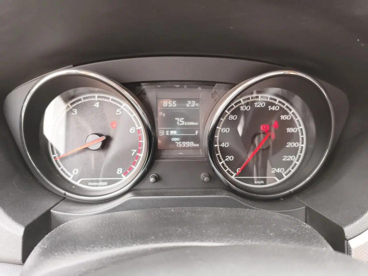 Bestune B30 2017 1.6L manual Comfort trim level — миниатюра 11