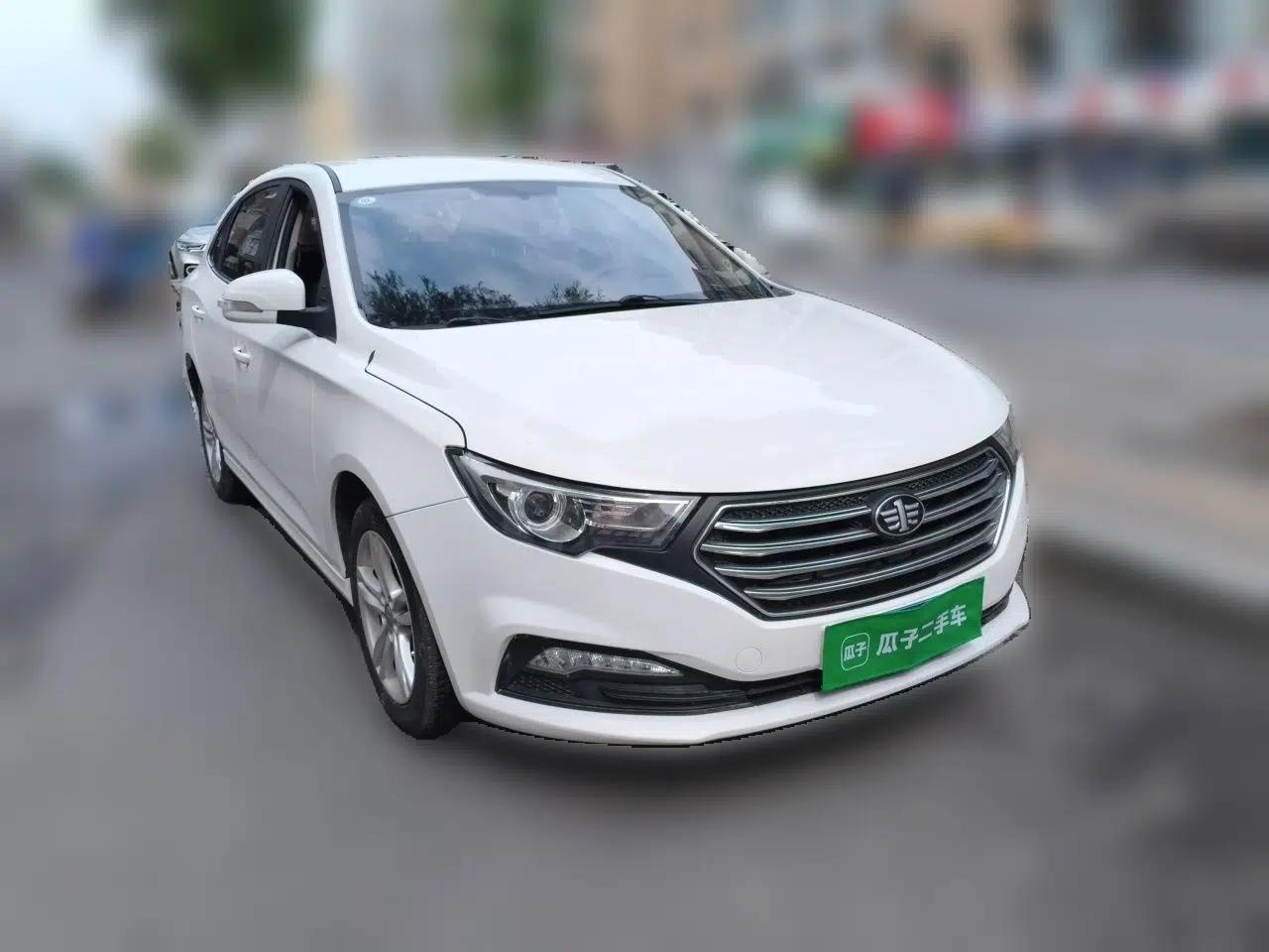 Bestune B30 2017 1.6L manual Comfort trim level — миниатюра 3