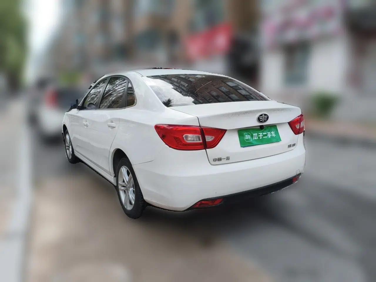 Bestune B30 2017 1.6L manual Comfort trim level — миниатюра 4