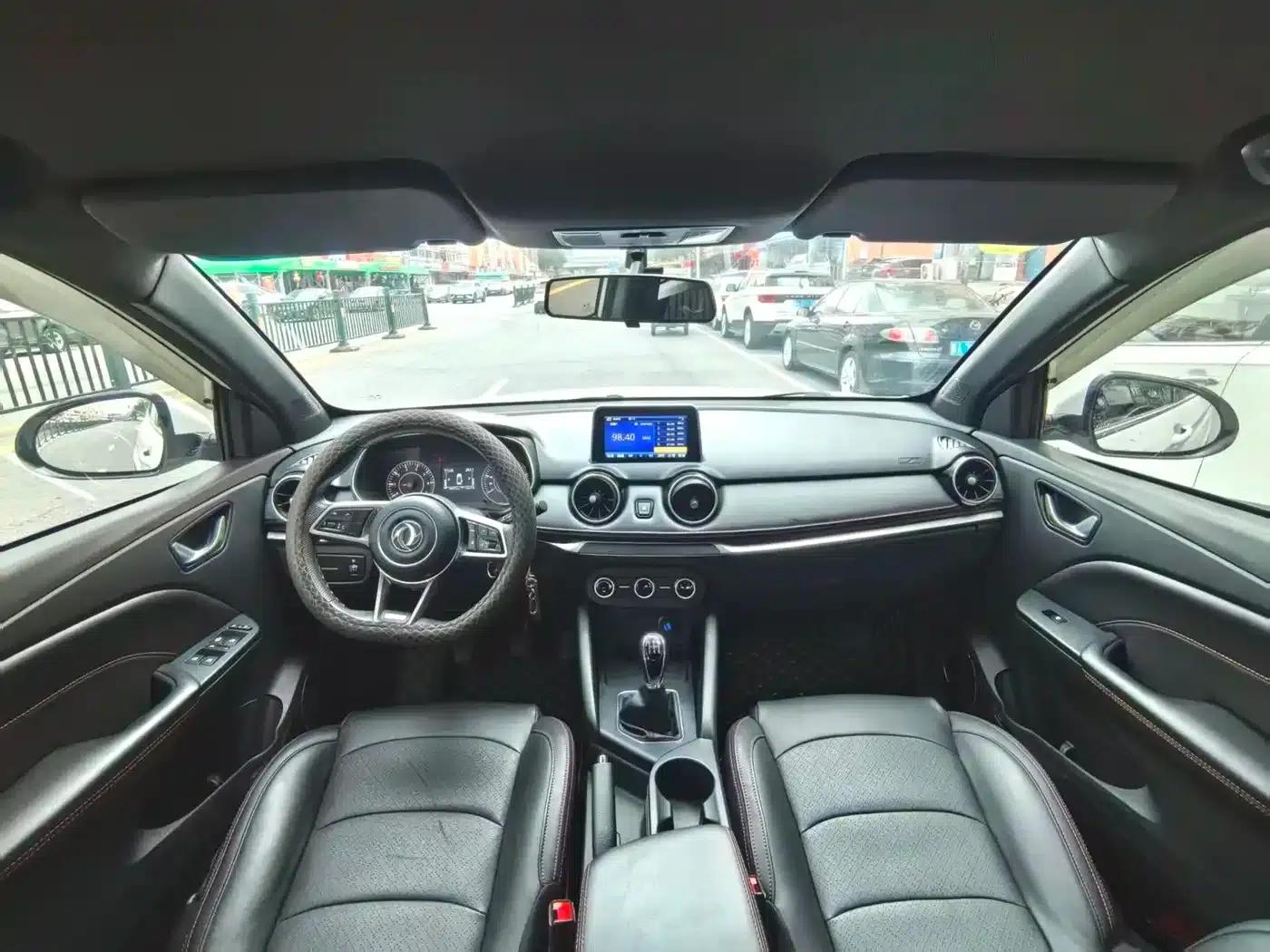 Fengguang 500 2021 Model 1.5L Manual Enjoyment Edition — миниатюра 7