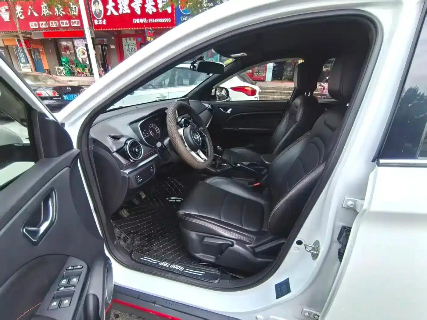 Fengguang 500 2021 Model 1.5L Manual Enjoyment Edition — миниатюра 8