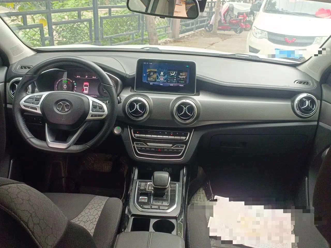 BAIC Beijing EX5 2019 Yuefeng Edition — миниатюра 9